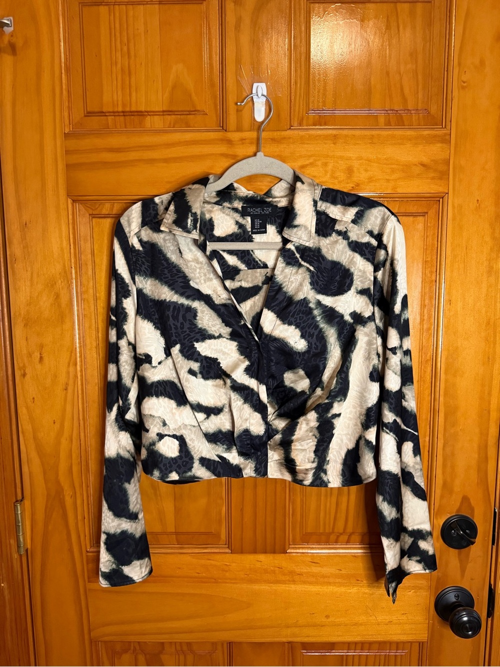Rachel Zoe black and tan satin cropped top animal print size medium